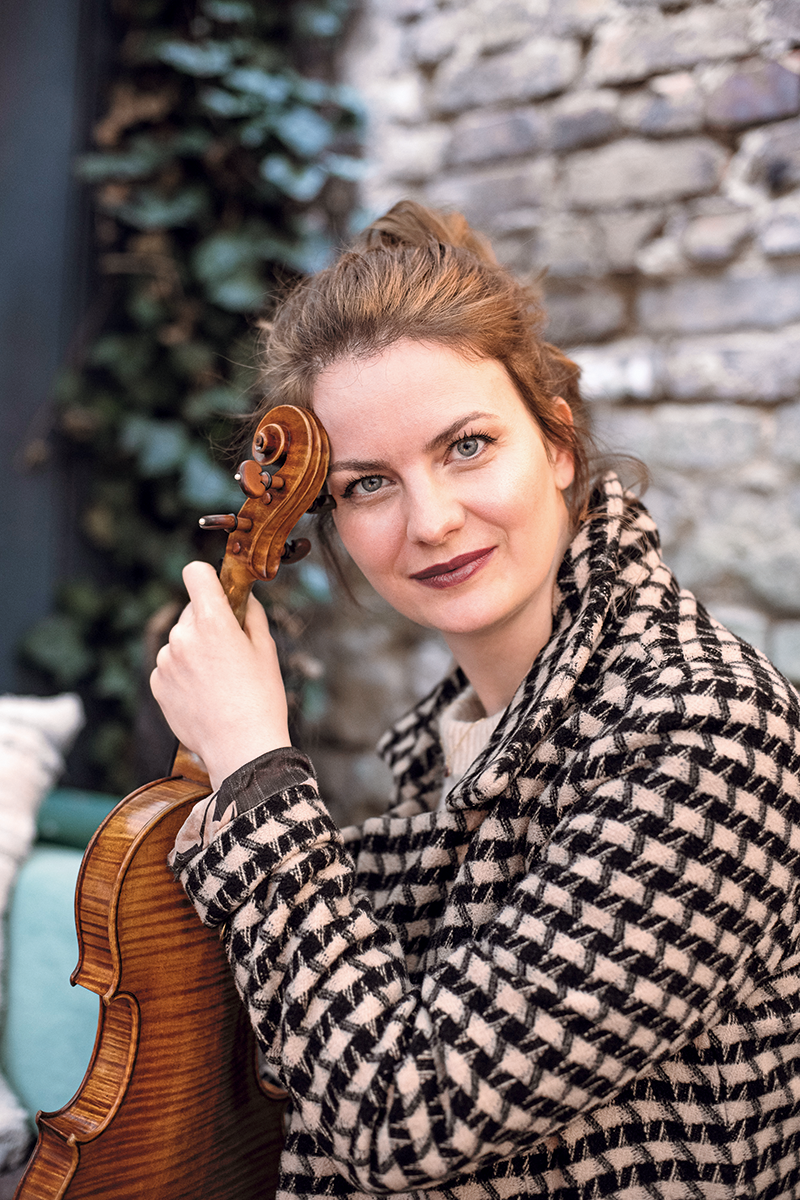 Porträt von Veronika Eberle